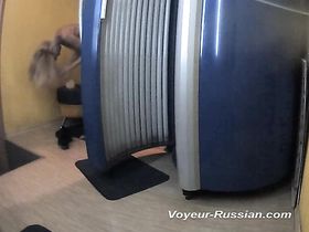 Девушка с большой грудью показала ее всем