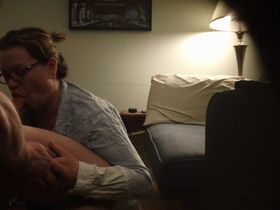 Скрытая камера в кабинете засняла как одна баба сосет член боссу